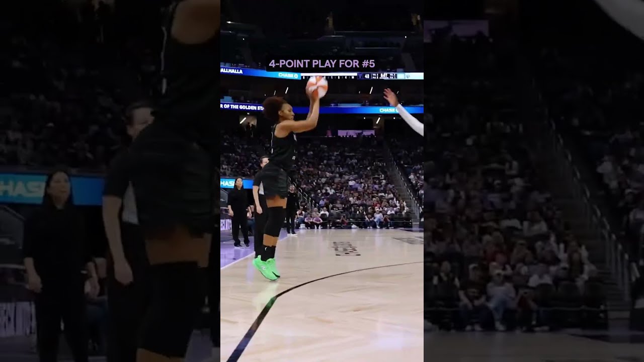 Bench Went CRAZY 🤯 🗣️#goldenstatevalkyries #wnba #shorts