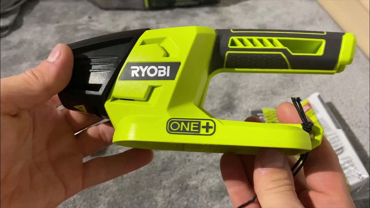 Unboxing Ryobi LED Torch R18T YouTube