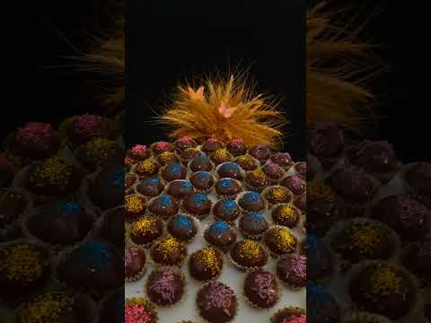 لیلی ومجنون شیرینی مافین شکلاتی با ترافل بسیار خوشمزه ومناسب برای مهمونیاتون 09107553063