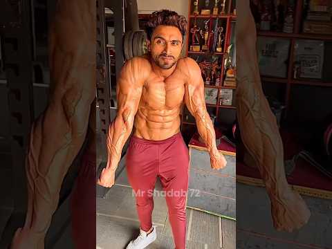 Six Pack Abs बनाने से ये परेशानियाँ हो सकती हैं । mr shadab 72 | #shorts