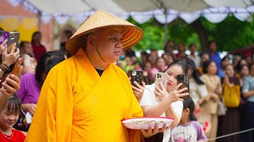 Sư thầy Thích Khai Quảng & Lễ đúc chuông chùa Thạch Long - Bắc Kan