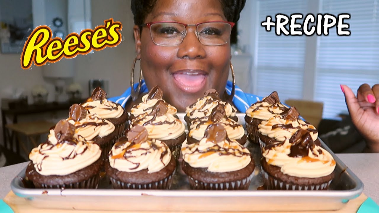 EASY REESE'S PEANUT BUTTER CUPCAKES RECIPE + EATING 먹방 - YouTube