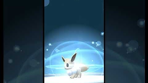Evolving shiny Eevee into Espeon