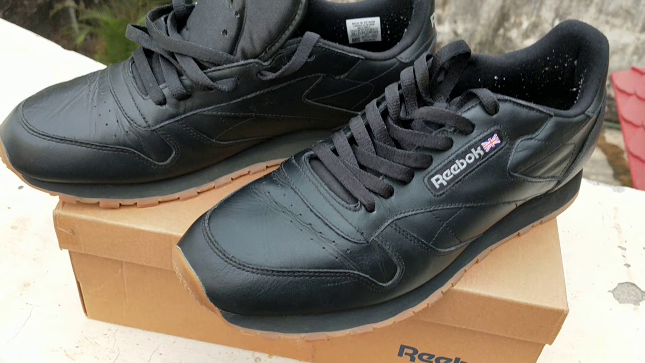 Reebok classic leather CL sneakers black - YouTube