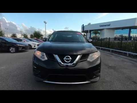 2015 Nissan Rogue S Interior