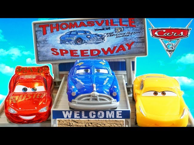 Disney Pixar Cars 3 - Thomasville Trackset - Autre circuits et