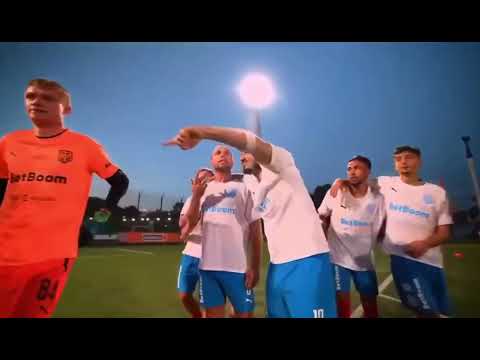 Чипинкос и Денис Глушаков вместе играют за футбольный клуб Broke Boys !!!!!!