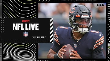 Should Justin Fields or Andy Dalton be the Chicago Bears