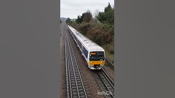 Chiltern Trains Class 165 Passing Pinner Bridge 02/21 #shorts