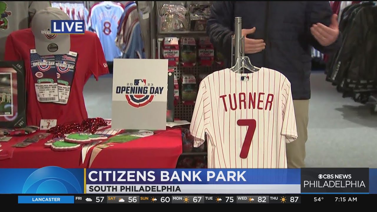 Getting a look at Opening Day merch in the Phillies Team Store