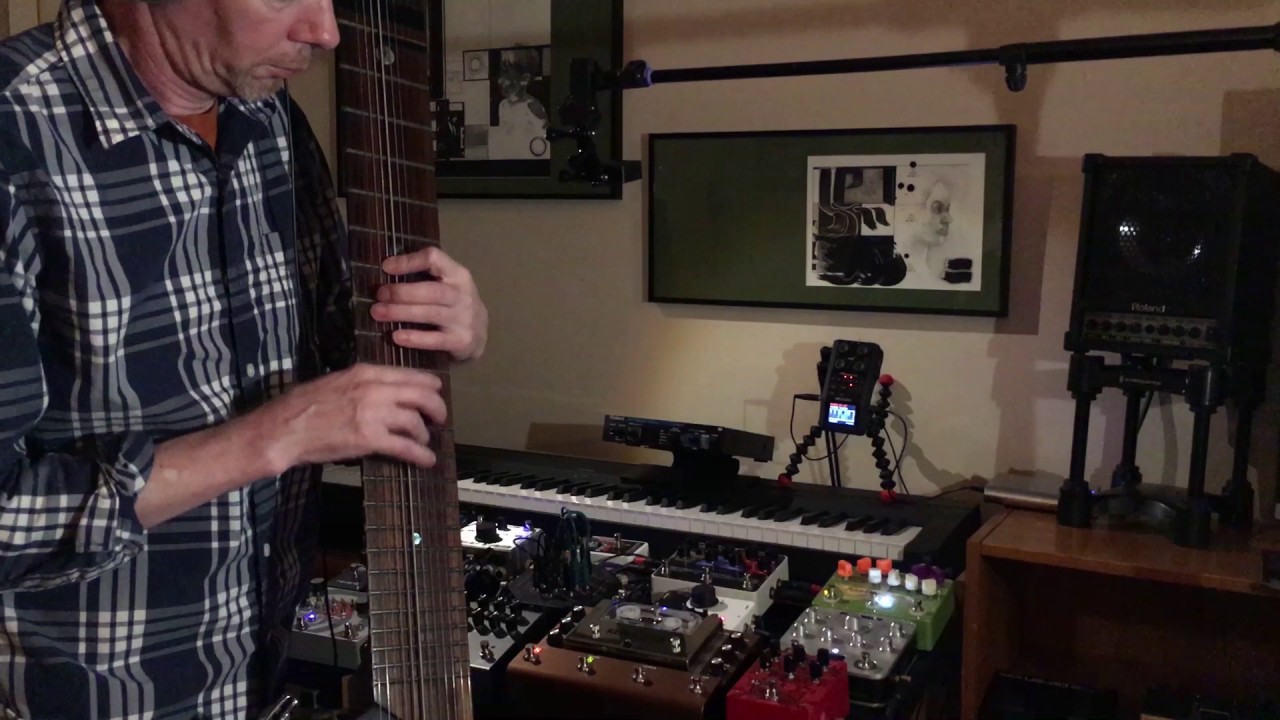 Alien Bass Station   3 demo clips