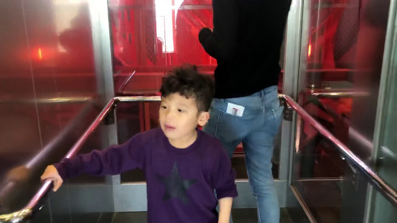 東京タワーエレベーター