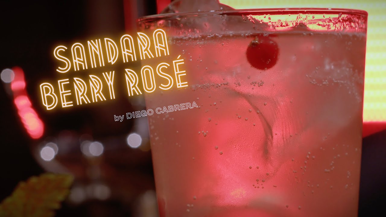 Cocktail Sandara Berry Rosé by Diego Cabrera