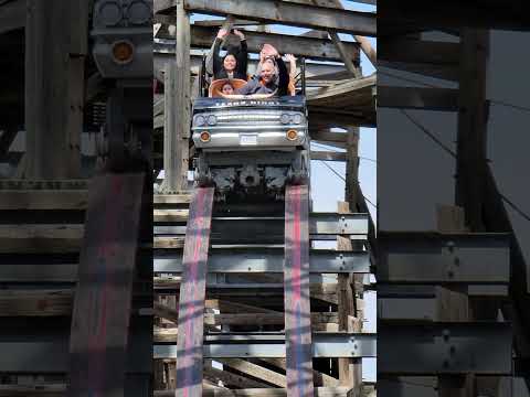 Видео: Новый техасский гигант - обзор Six Flags Over Texas Coaster