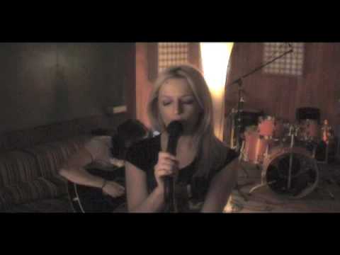 Beyonce - If I Were A Boy (Acoustic) by Tijana & B...