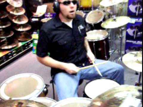 DW Drum Solo ~Jeff Carruth ~2007 Beebs and Her Mon...