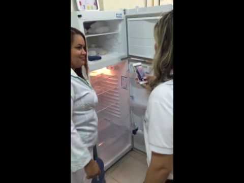 Confen registra sorvete dentro de geladeira do Huerb com remédio e soros