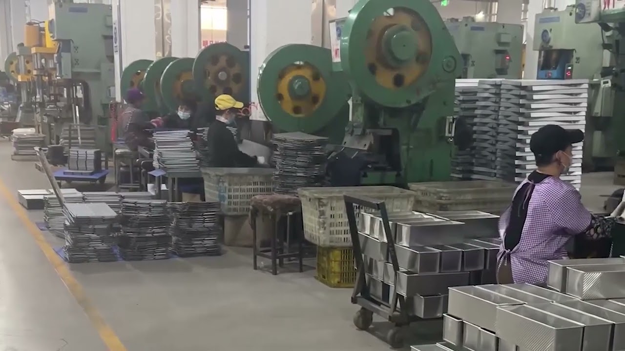 Discover Tsingbuy Commercial Loaf Pans | Custom Bread Molds for Bakeries & Food Production Lines