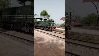 Fareed express passing through #youtube #shorts