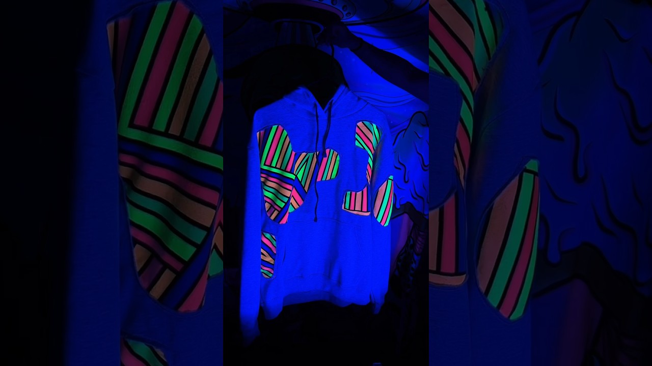 Custom neon hoodie 💜 