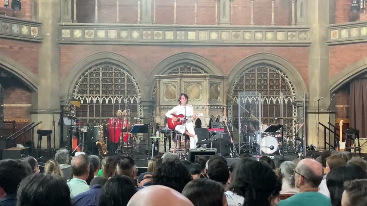 Zé Ibarra [@ Union Chapel; 21/06/2022]