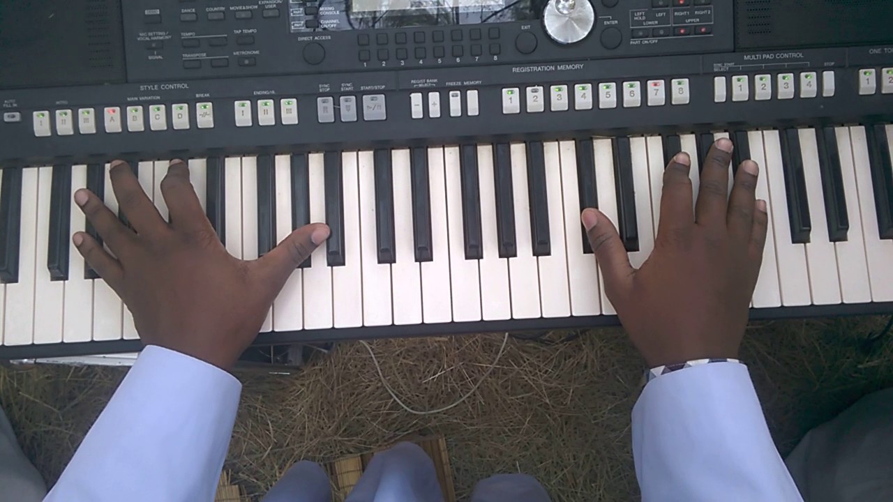 SHEMBE: Njabulo Ndlazi ft. IMbongi uGumbi - Sigcinwe Nguwe Nkosi(170)