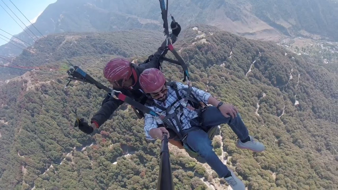 Flying in Bir Billing 🪂 | Asia’s Best Paragliding Spot#BirBilling #Paragliding #TravelVlog#HP