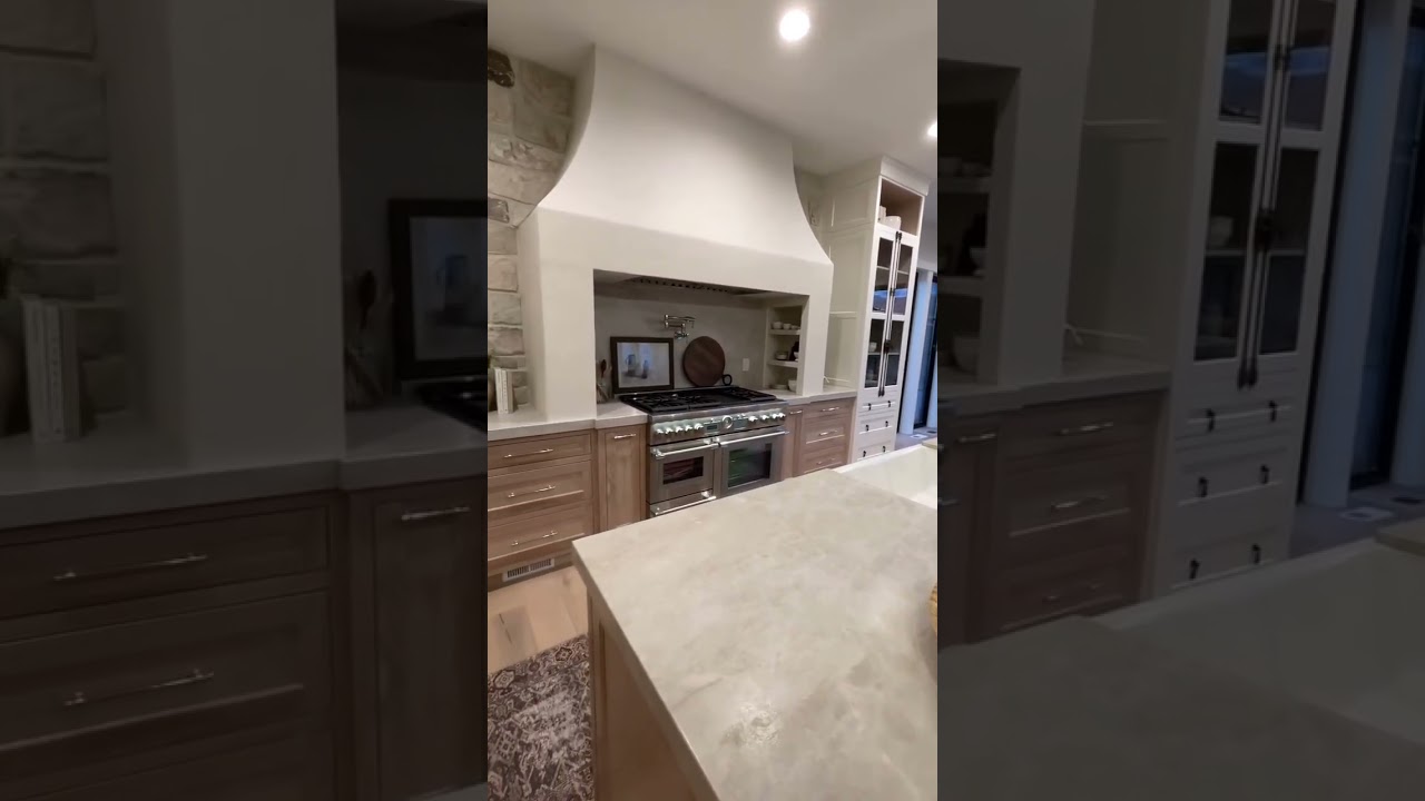 Isn’t it amazing how a kitchen and a range hood can become such a statement?