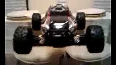 Traxxas Stampede 4x4 as a Rustler 4x4 part 2 (closer look)