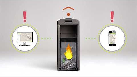 Solar-powered trash compactor bin (CleanCUBE)