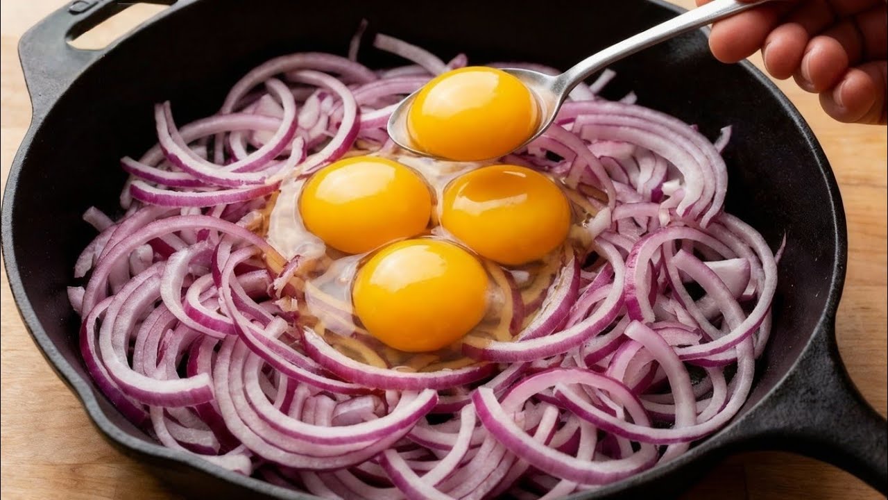 Ein französischer Koch hat Eier in Zwiebeln gegeben! Ich habe sein Geheimrezept gestohlen!