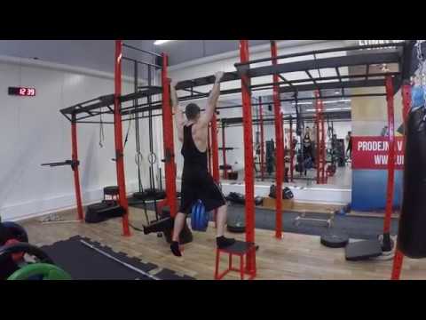 Martin Mikušek - 7 pull-ups +60kg