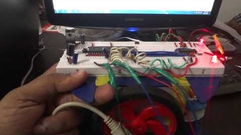 Making PC Controlled Serial Robot using 8051 Microcontroller on Breadboard  - Output Video