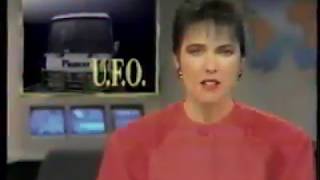 Bus UFO incident on Australian Nullarbor (1988)
https://www.patreon.com/qufosr
Just after midnight on January 20 1988 Peter Champan claimed his bus was buzzed and followed by a glowing sphere. He and five passengers saw a bright sphere with a smaller sphere circling it, following the bus for 8km. Earlier in 1988 on the same stretch of road the Knowles family claimed they were chased and lifted from the road by a UFO. Subscribe for more content on Australian UFOs.
More videos on the Knowles family below:
https://www.youtube.com/watch?v=ocrCzSIfj90
https://www.youtube.com/watch?v=hNe0xtc6q64&t=2s
https://www.youtube.com/watch?v=Ok4hAug7rvY&t=4s
http://www.qufosr.com
http://www.facebook.com/qufosr Bus UFO incident on Australian Nullarbor (1988)