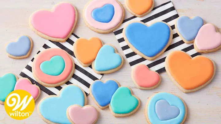 How to Make Thinned Royal Icing For Cookie Decorating | Wilton