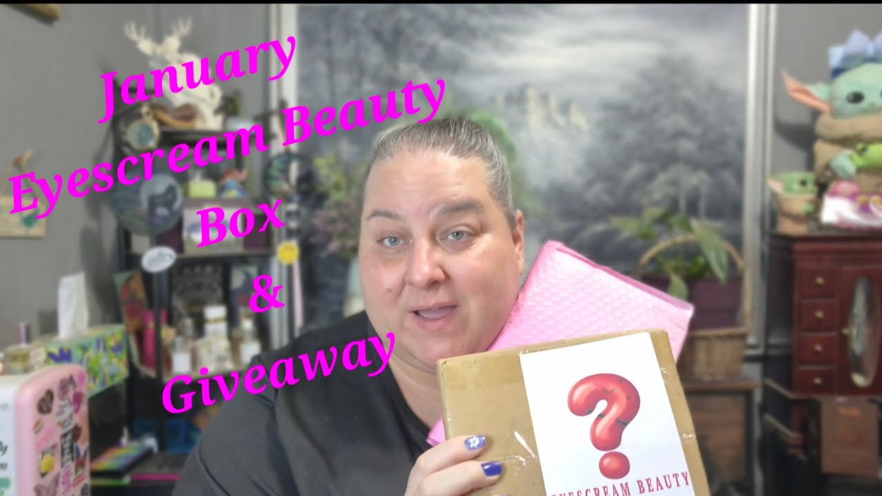(CLOSED)January @EYESCREAMBeauty Box with a #giveaway 