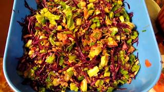Очень вкусный и полезный салат из авокадо и тунца !Very tasty and healthy salad of avocado and tuna Очень вкусный и полезный салат из авокадо и тунца !Very tasty and healthy salad of avocado and tuna