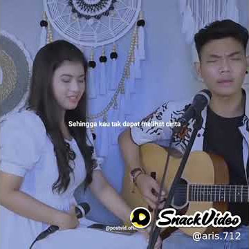 seharusnya aku bukan dia. cover Tri suaka