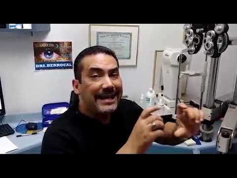 Video: Cómo insertar y quitar un lente escleral: 12 pasos (con imágenes)