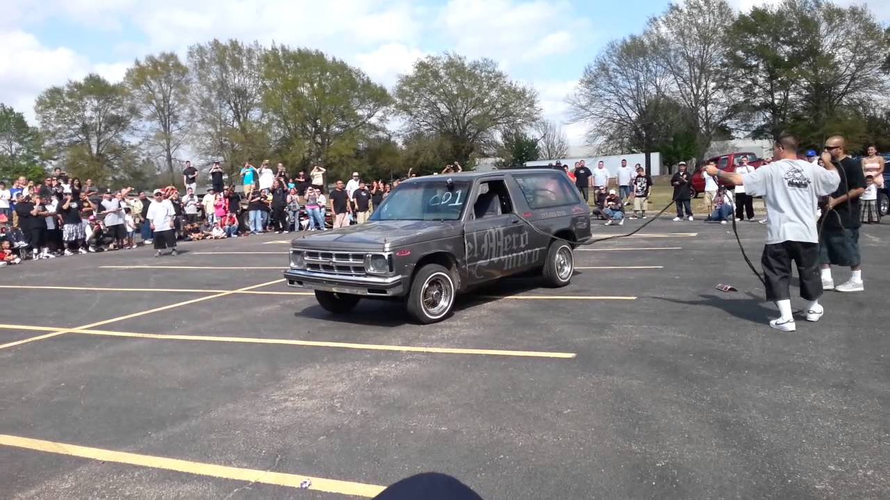 Lowrider hopping contest Car show in houston YouTube