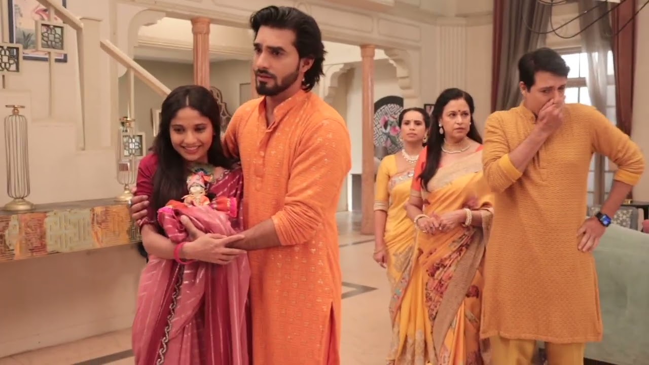 Mangal Lakshmi On Location: Today Episode, Laxmi took blessings from Papa ji & Papa started crying