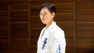 旋風脚・沈む突き・軸足崩し！岡山の女子高生の必殺技が凄い！Take this! Three special moves of a High School Karate Girl!