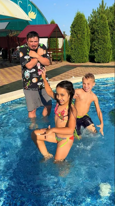 Hahaha! Cold Pool😂🤪😂🧊🥶 #damus #tiktok #comedy #funny #family