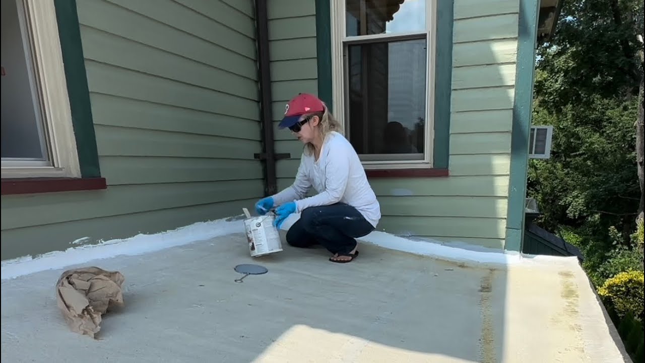 Fixing a Water Leak on a Flat Roof with Henry Silicone Tropi-Cool Roof Sealant