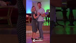 #discofox Grundschritt einfach erklärt | danceflix.at Tanzschule Schwebach  #danceflix #live