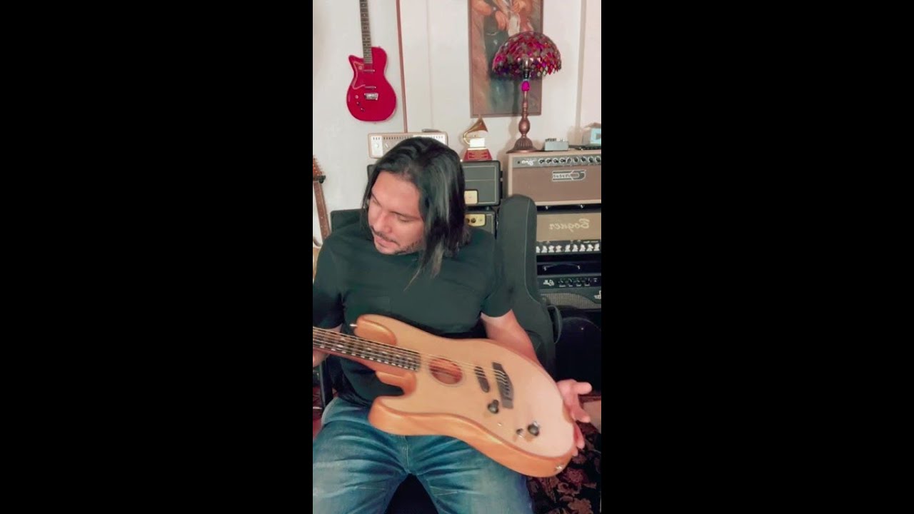 JAVIER SERRANO UNBOXING NUEVA GUITARRA ACOUSTASONIC