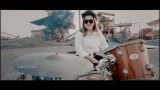 PERSONILNYA CEWE CEWE KECE !!!  TAMU KONDANGAN  - AYU KARLINA   ( ORIGINAL VIDEO KLIP )