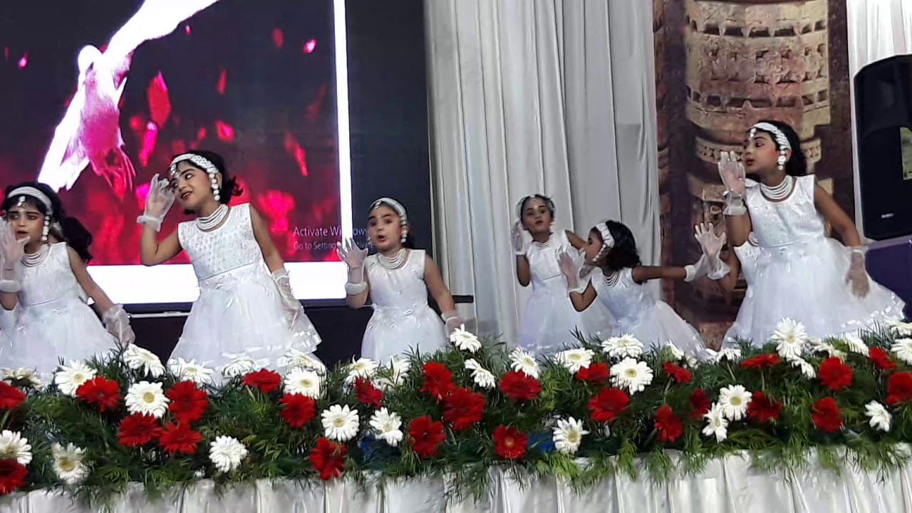Annual day dance of LKG kids Excel public school mahe - YouTube