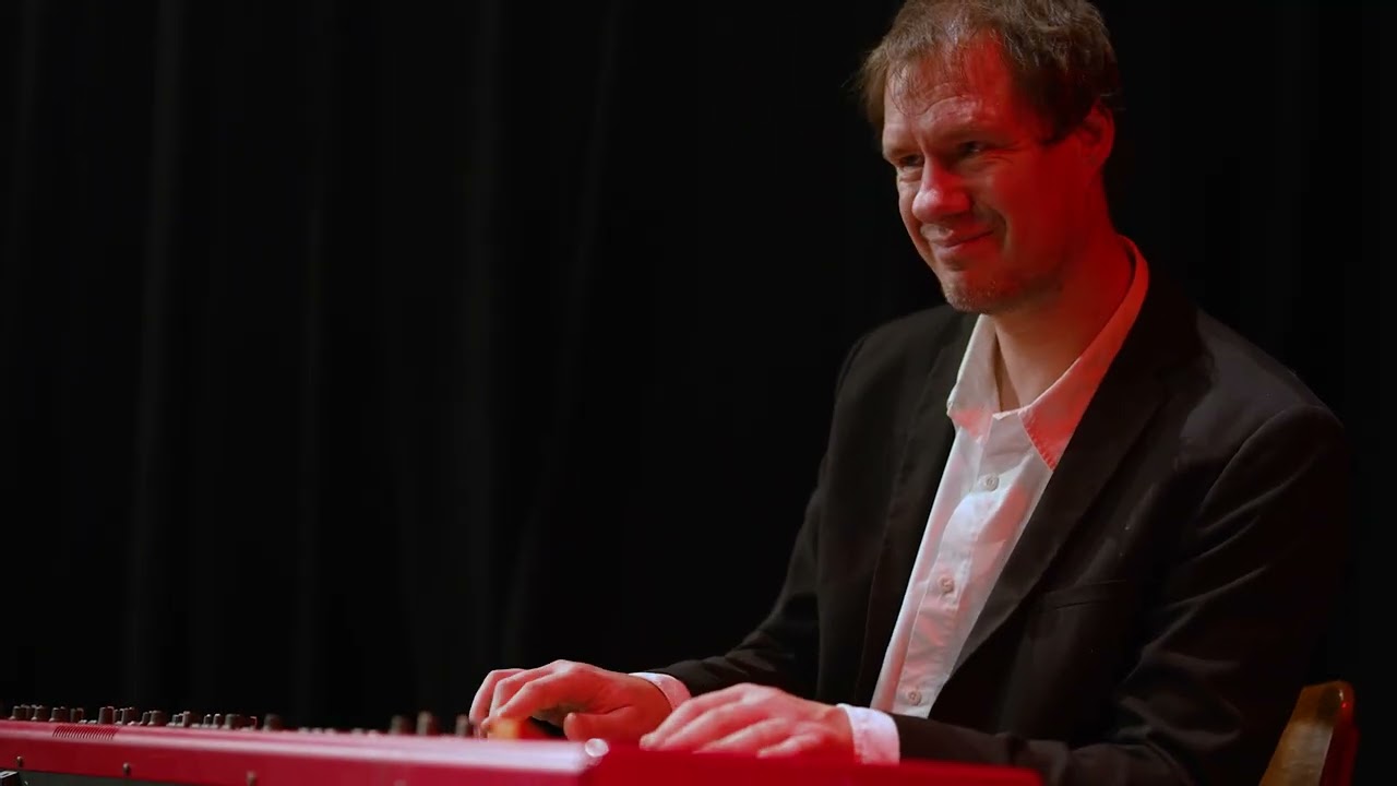 Tel de vlinders in de kamer van Kris Van Steenberge.