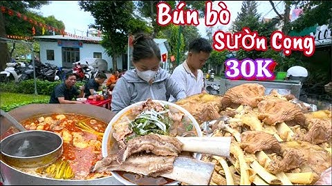 Bún bò vỉa hè tô 30K mà có sườn cọng, gân ngon, tái mềm, thêm điểm vì chiều khách I meanmechoi